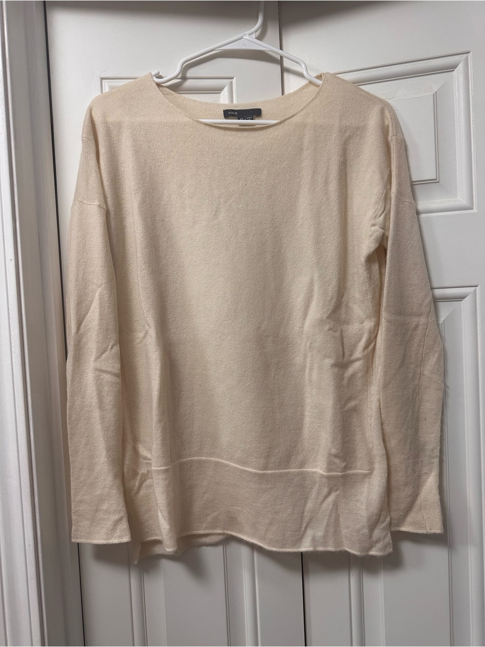 Vince 100% Cashmere Cream Crewneck Sweater